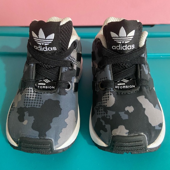 Adidas’s shoes - Picture 1 of 3